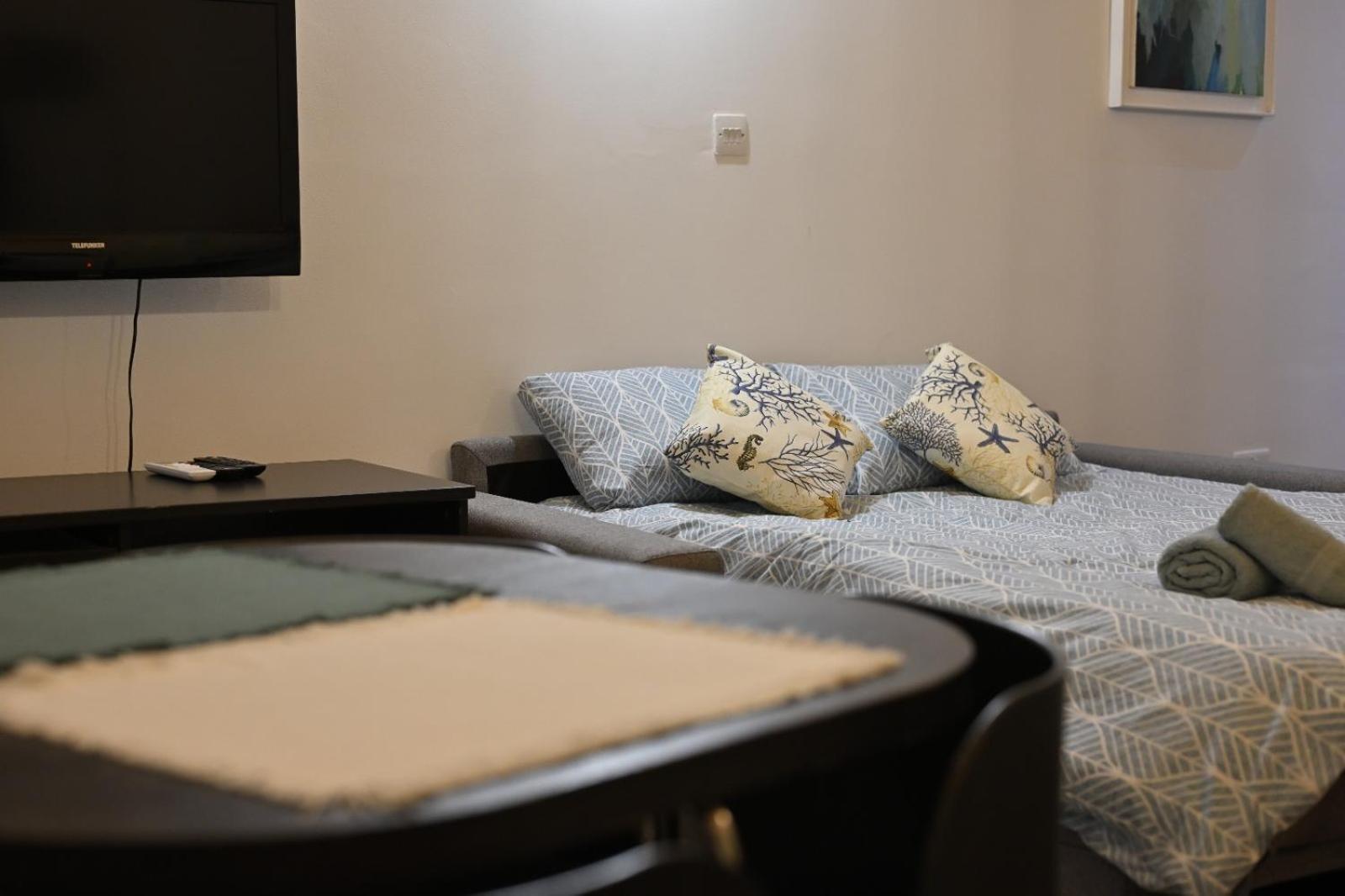 Doors Apartment *
