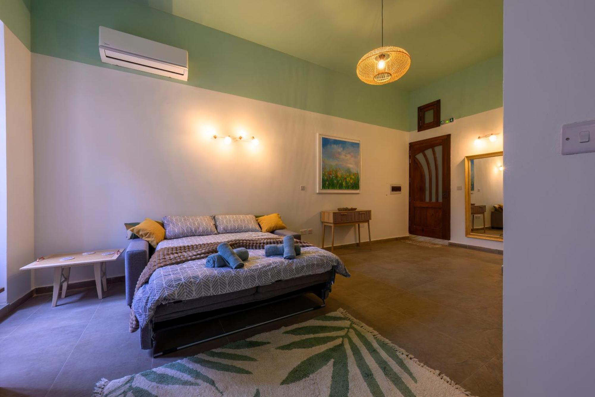 Doors Apartment Valletta