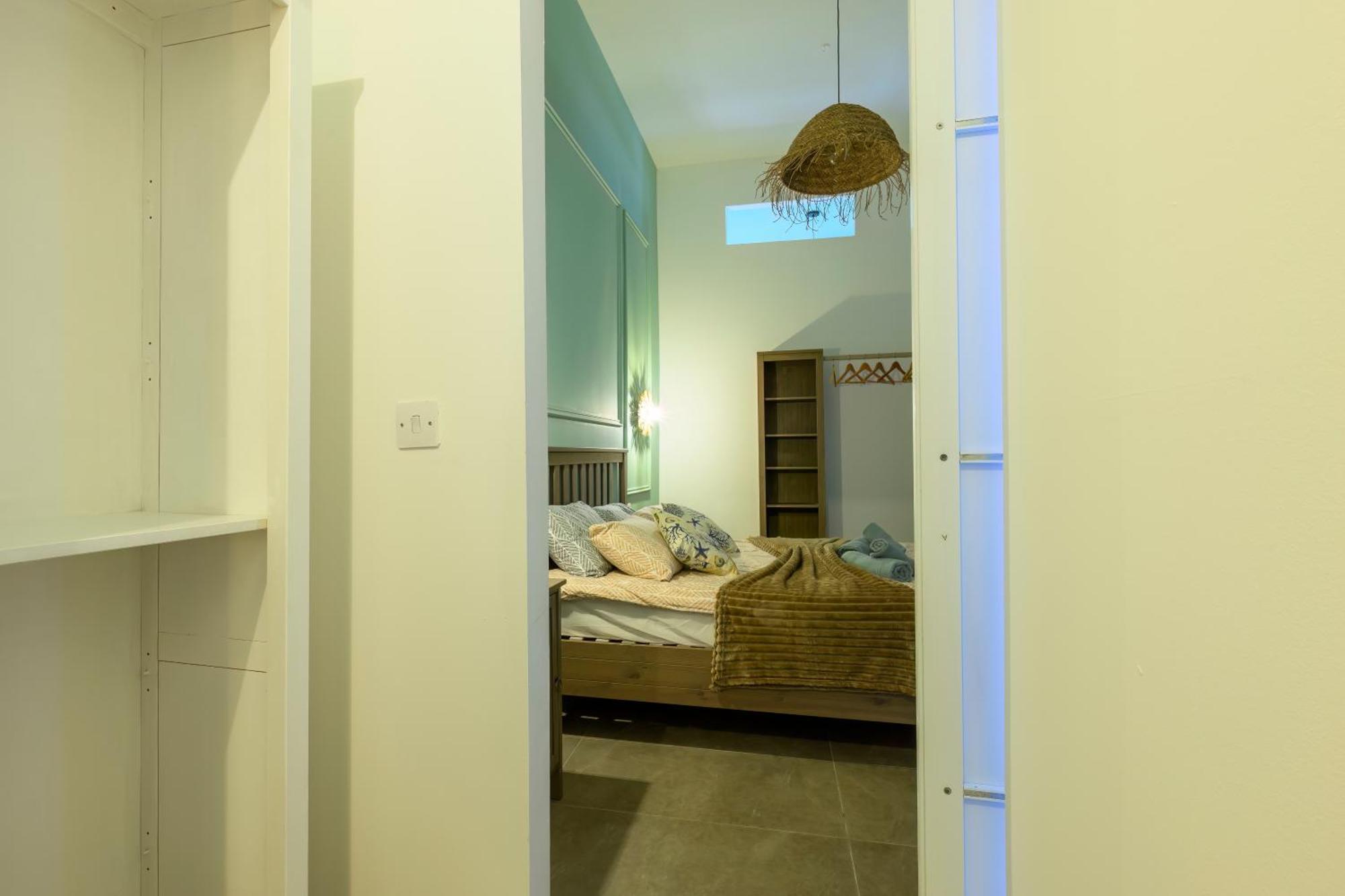 Apartment Doors *