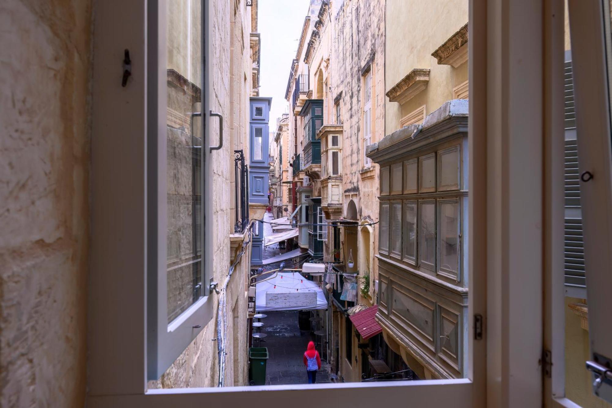 Doors *